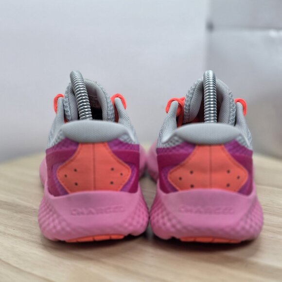 Women's Sz 8.5 Shoes Under Armour Charged Rogue 3 Irid Sneakers Pink/Orange/Grey - Picture 6 of 8